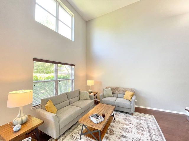 3023 Crystal Rock Road, Naperville, IL 60564