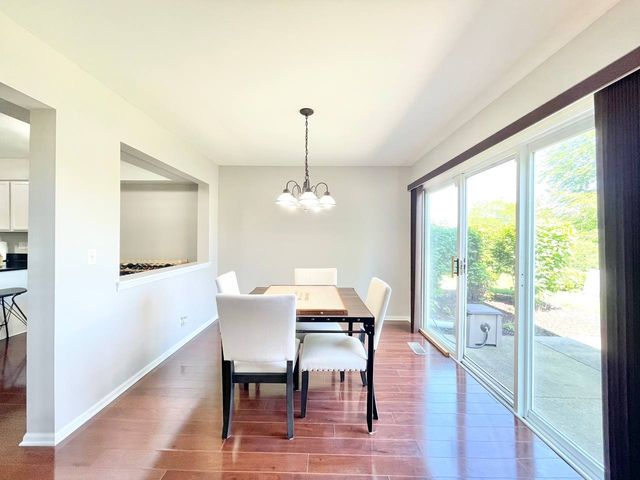 3023 Crystal Rock Road, Naperville, IL 60564