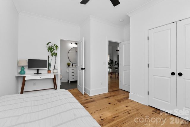 5026 Buckingham Drive, Charlotte, NC 28209