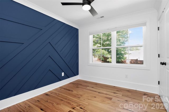 5026 Buckingham Drive, Charlotte, NC 28209