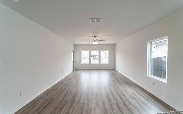 6614 Cibolo Springs, Converse, TX 78109