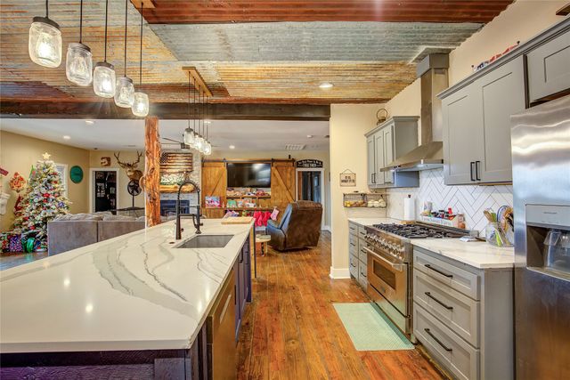 1899 County Road 4306, Greenville, TX 75401