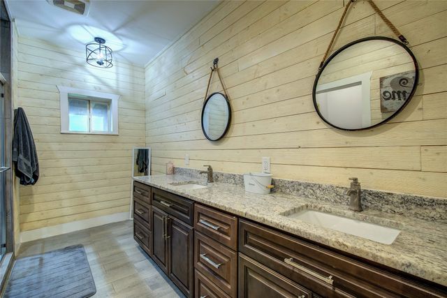 1899 County Road 4306, Greenville, TX 75401