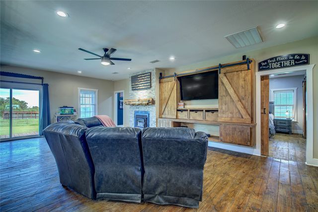 1899 County Road 4306, Greenville, TX 75401