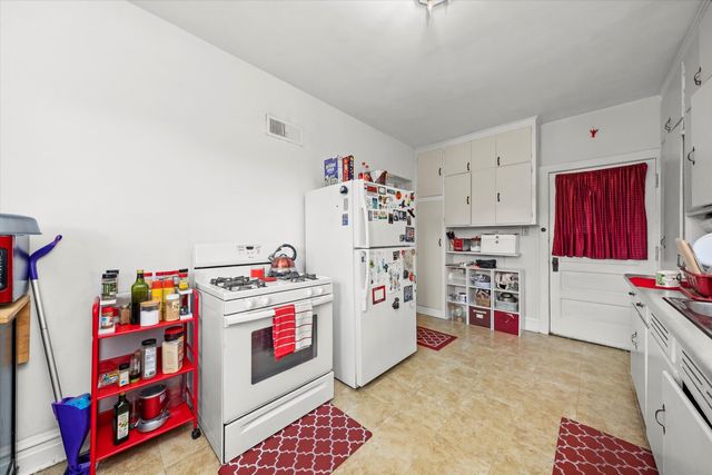 2537-2539 Grove Street, Blue Island, IL 60406