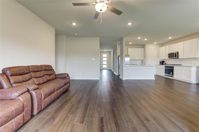 6607 Arabella Lakes Drive, Richmond, TX 77469