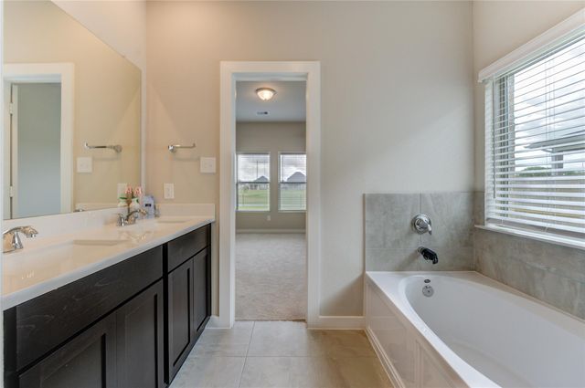 6607 Arabella Lakes Drive, Richmond, TX 77469