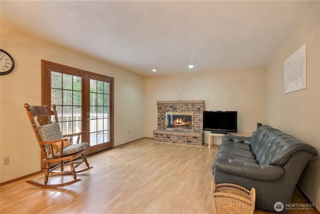 32026 11th Avenue SW, Federal Way, WA 98023