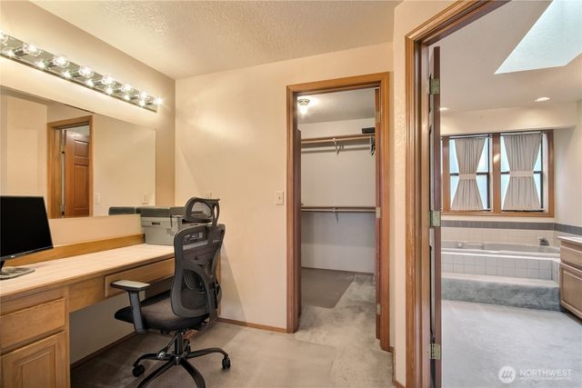 32026 11th Avenue SW, Federal Way, WA 98023