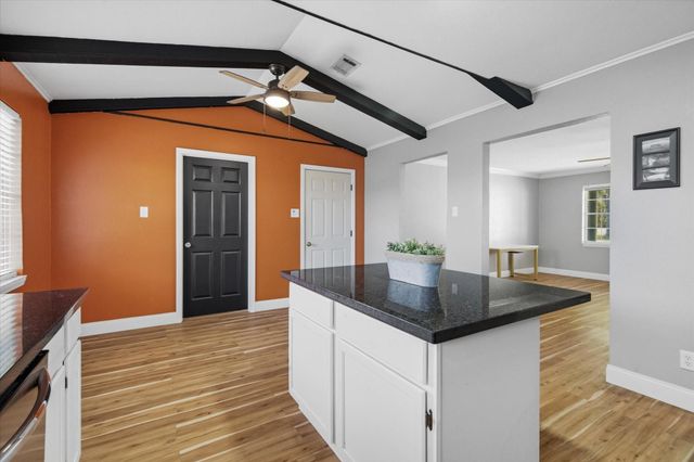 5685 Theresa Street, Beaumont, TX 77705