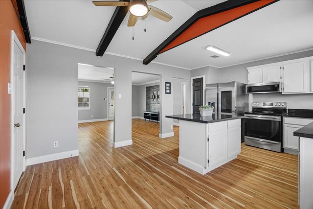 5685 Theresa Street, Beaumont, TX 77705