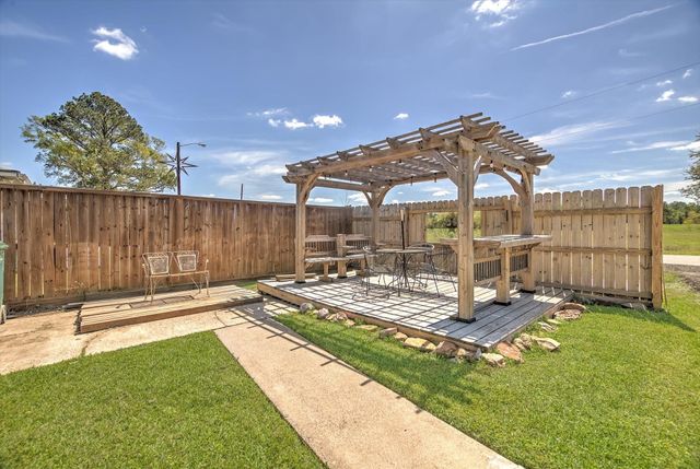 5685 Theresa Street, Beaumont, TX 77705