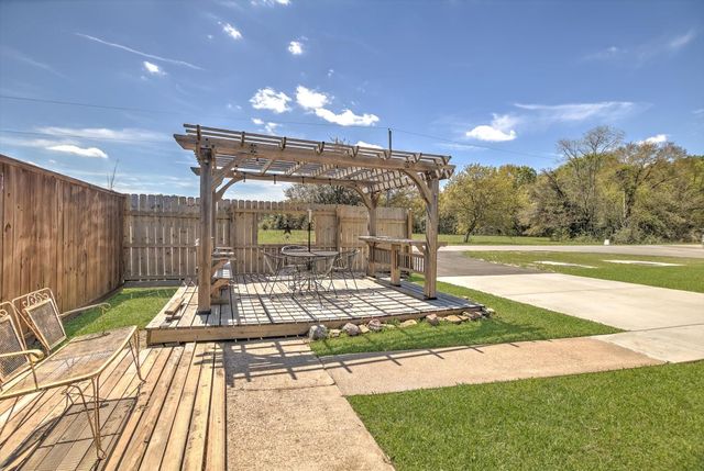 5685 Theresa Street, Beaumont, TX 77705