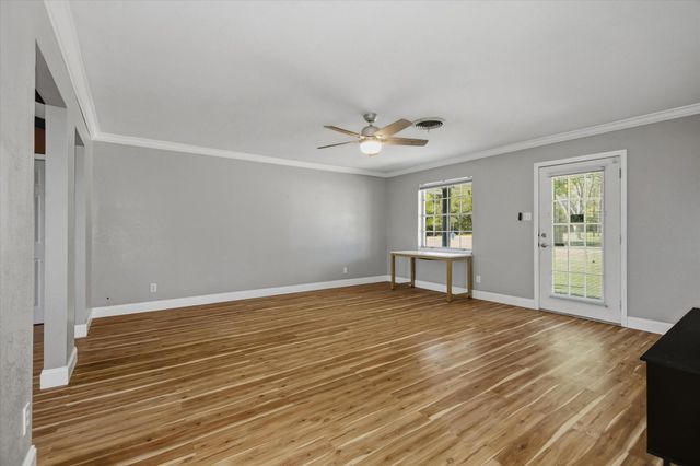 5685 Theresa Street, Beaumont, TX 77705