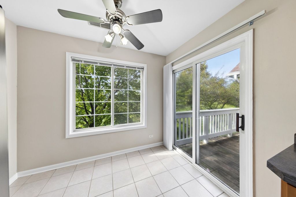 240 Ashbury Lane W 6, Roselle, IL 60172 — photo 5