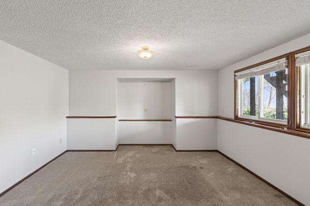 7589 Homestead Avenue S, Cottage Grove, MN 55016