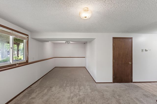 7589 Homestead Avenue S, Cottage Grove, MN 55016