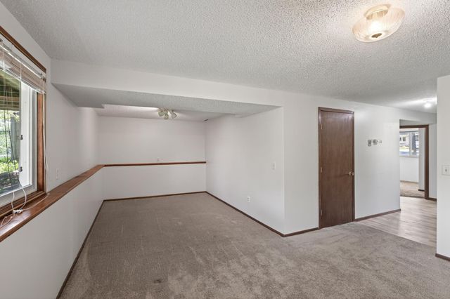 7589 Homestead Avenue S, Cottage Grove, MN 55016