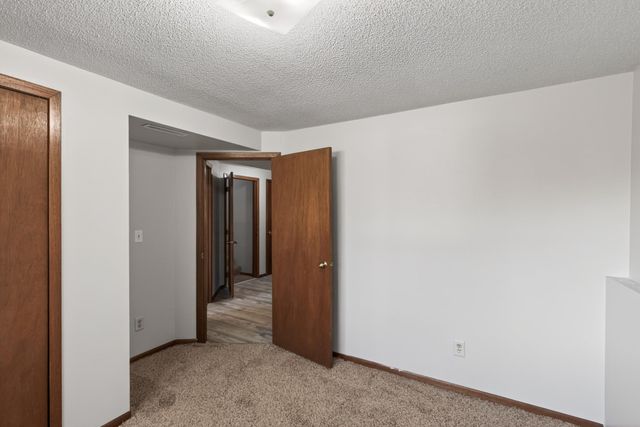 7589 Homestead Avenue S, Cottage Grove, MN 55016