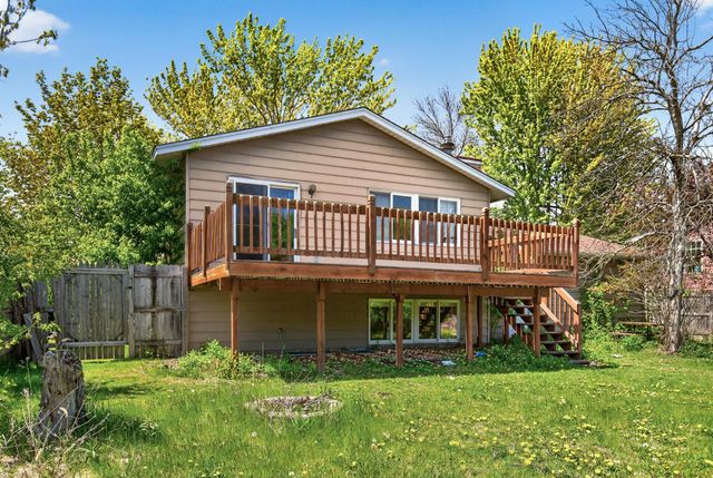 7589 Homestead Avenue S, Cottage Grove, MN 55016