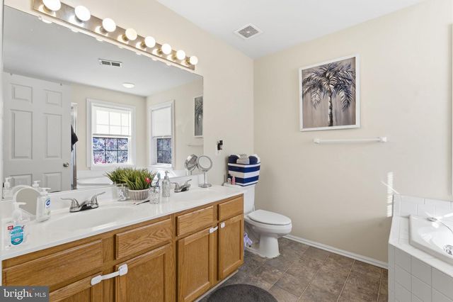 19 RAMSEY DR, Stafford, VA 22556