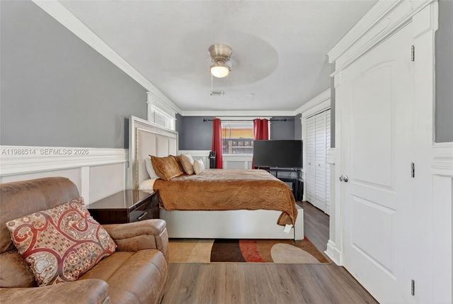 6621 NW 21st St, Sunrise, FL 33313