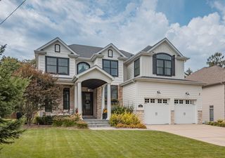 610 Prairie Avenue, Glen Ellyn, IL 60137
