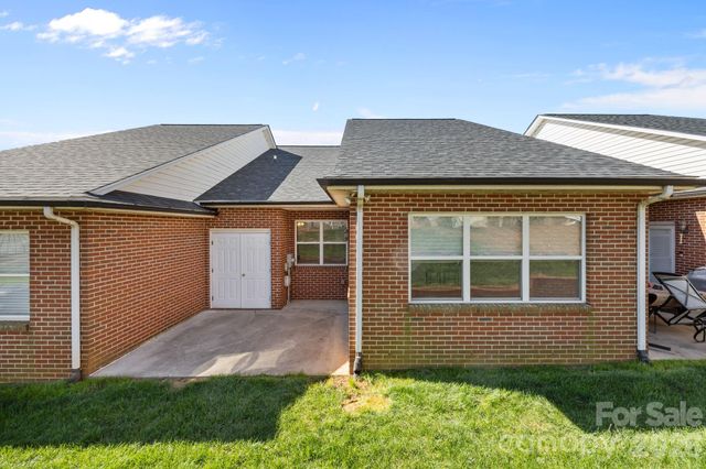 3944 Jasmine Lane, Denver, NC 28037