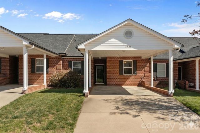 3944 Jasmine Lane, Denver, NC 28037