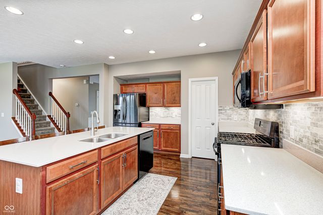 4899 Abigail Drive, Westfield, IN 46062