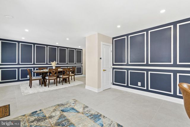 1717 CRESTVIEW AVE, Willow Grove, PA 19090