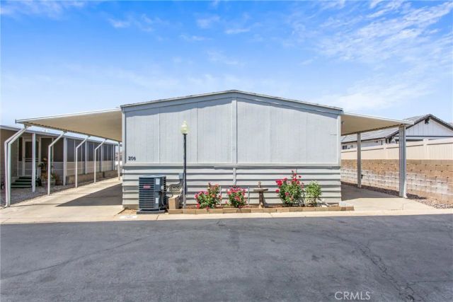 35218 Fir 206, Yucaipa, CA 92399
