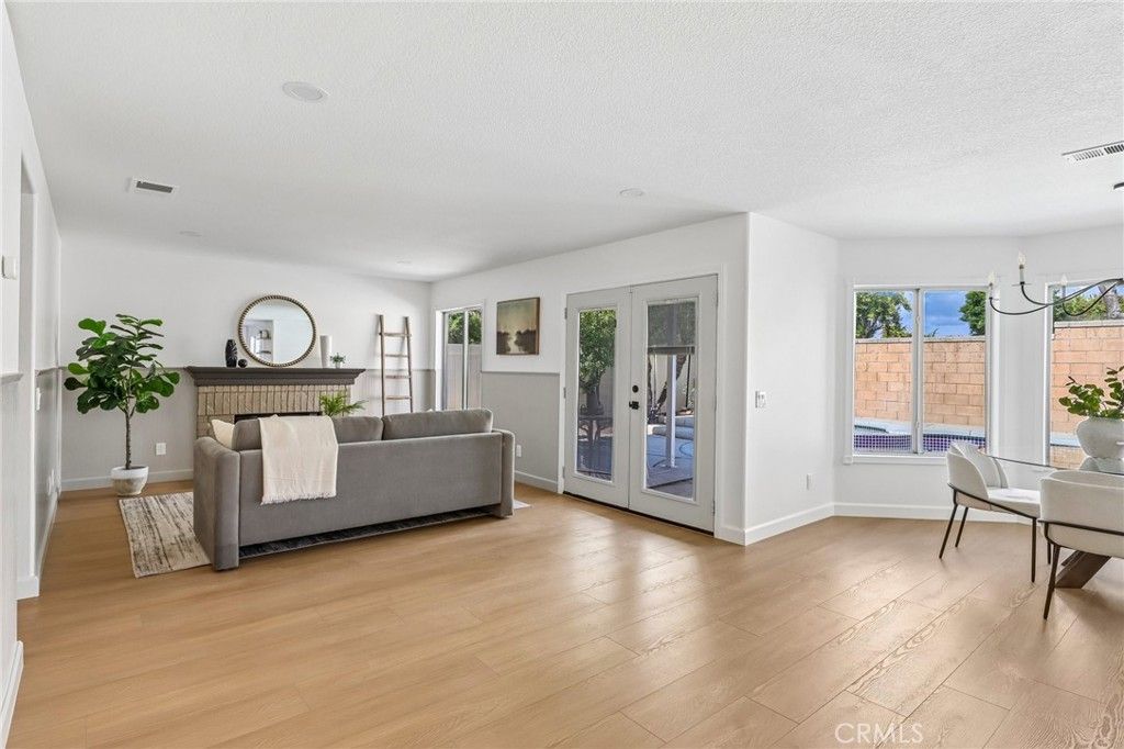 Image 7 of property listing at 13148 Derby Avenue, Chino, CA 91710