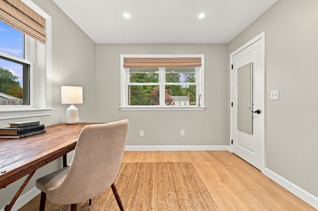2 Azalea Rd, Newburyport, MA 01950