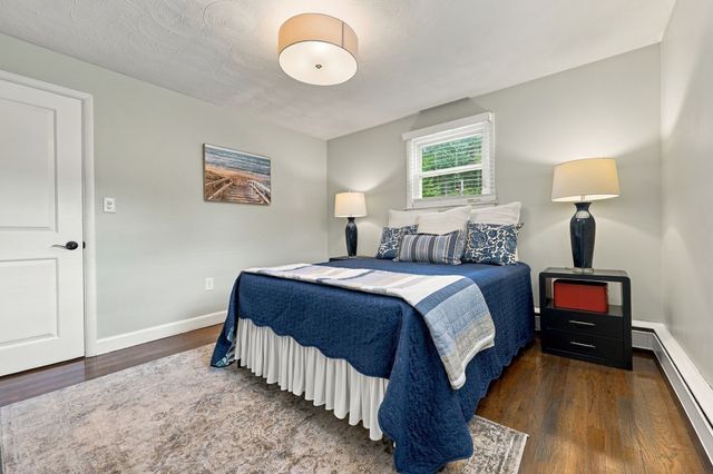 2 Azalea Rd, Newburyport, MA 01950