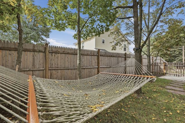 2 Azalea Rd, Newburyport, MA 01950