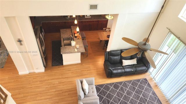 7650 NW 29th St, Margate, FL 33063