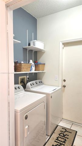 7650 NW 29th St, Margate, FL 33063