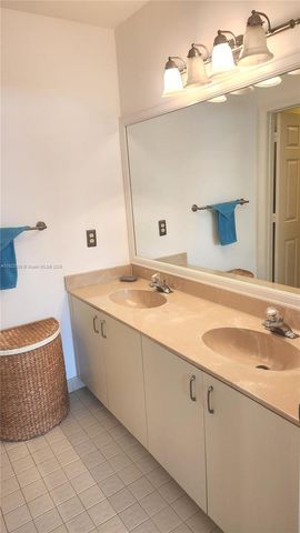 7650 NW 29th St, Margate, FL 33063