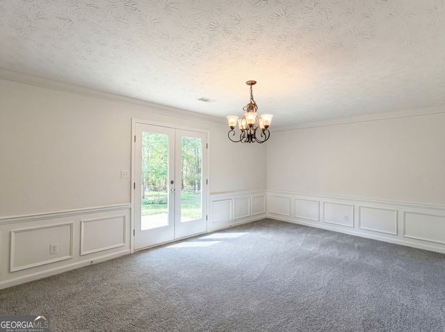 1622 Spaniel Court SW, Conyers, GA 30094