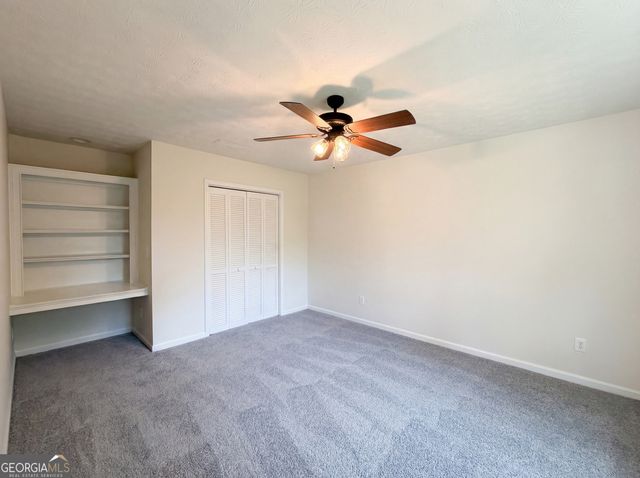 1622 Spaniel Court SW, Conyers, GA 30094