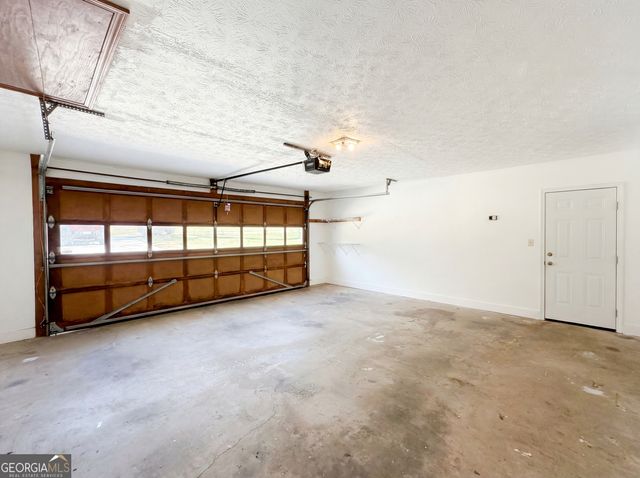 1622 Spaniel Court SW, Conyers, GA 30094