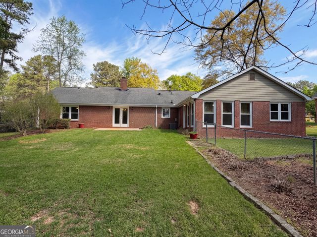 1622 Spaniel Court SW, Conyers, GA 30094