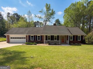 1622 Spaniel Court SW, Conyers, GA 30094
