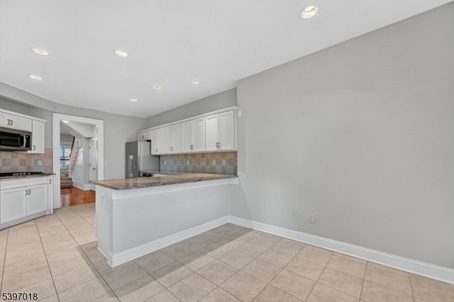 92 Midland Ave, Montclair Twp., NJ 07042