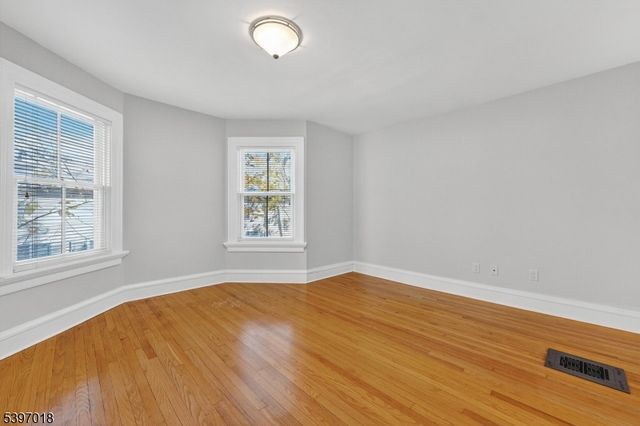 92 Midland Ave, Montclair Twp., NJ 07042