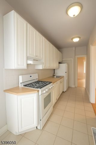 92 Midland Ave, Montclair Twp., NJ 07042