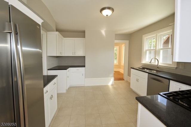 92 Midland Ave, Montclair Twp., NJ 07042