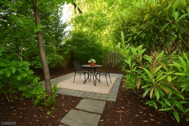 92 Midland Ave, Montclair Twp., NJ 07042