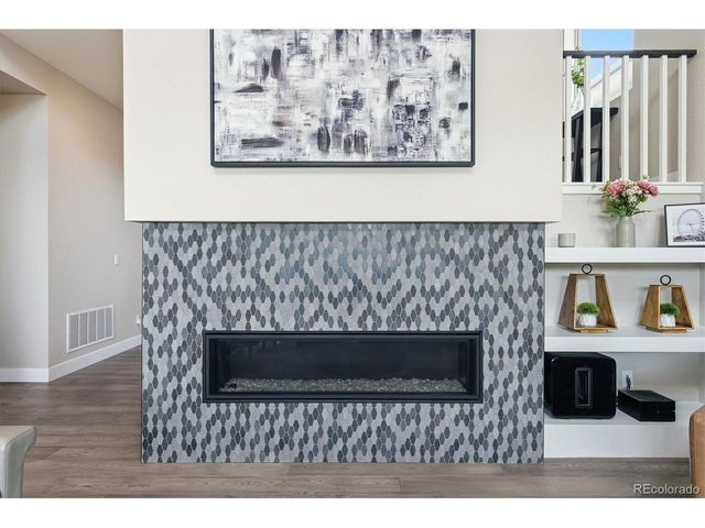 489 Meadowleaf Ln, Highlands Ranch, CO 80126